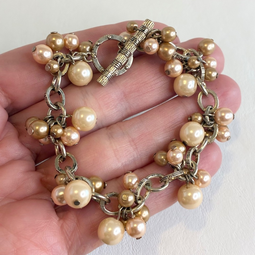 Vintage Faux Pearl Cluster Bracelet Gold Tone Toggle Clasp Multi Tonal 6.5"